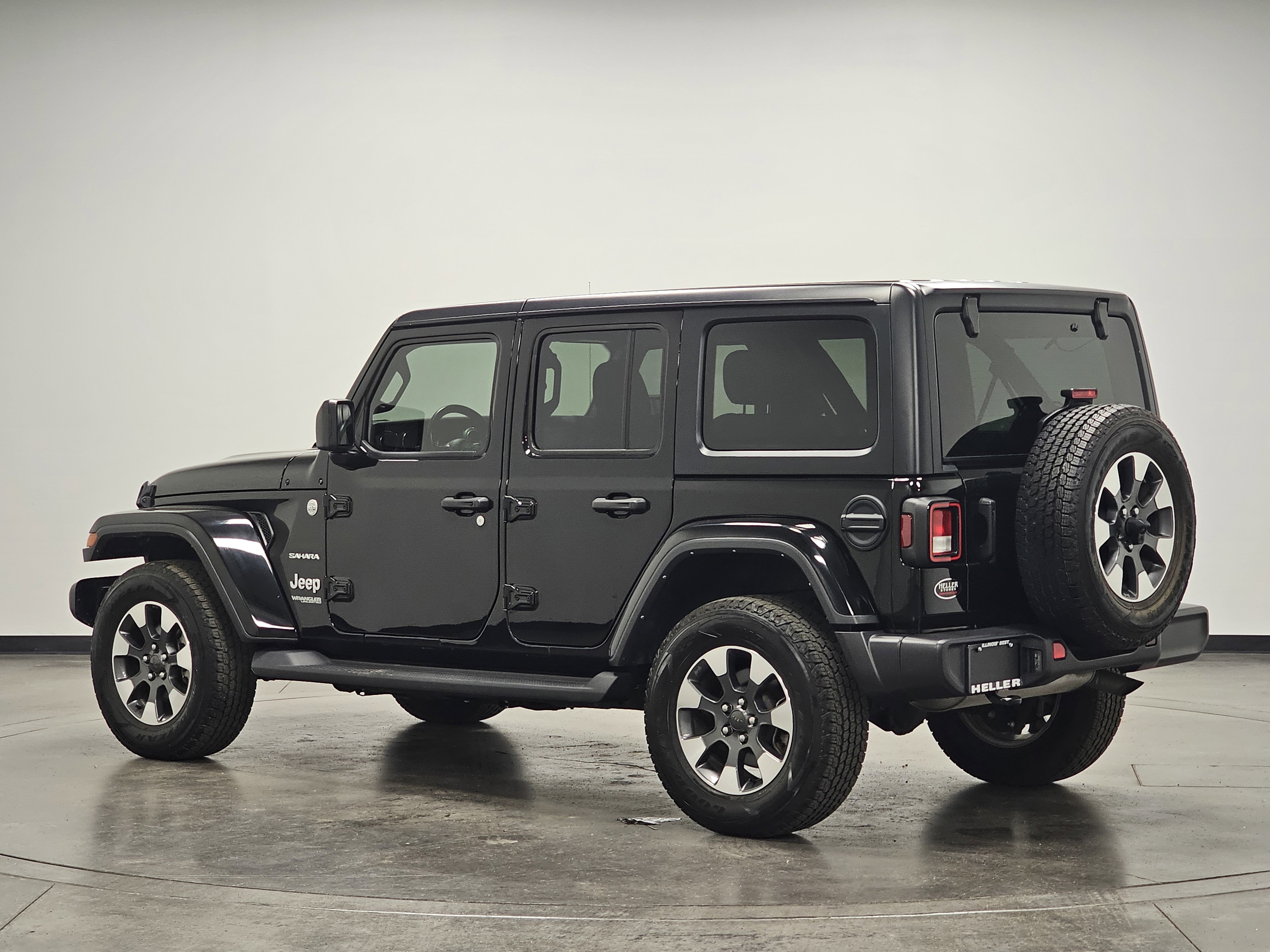 2022 Jeep Wrangler Unlimited Sahara photo 4