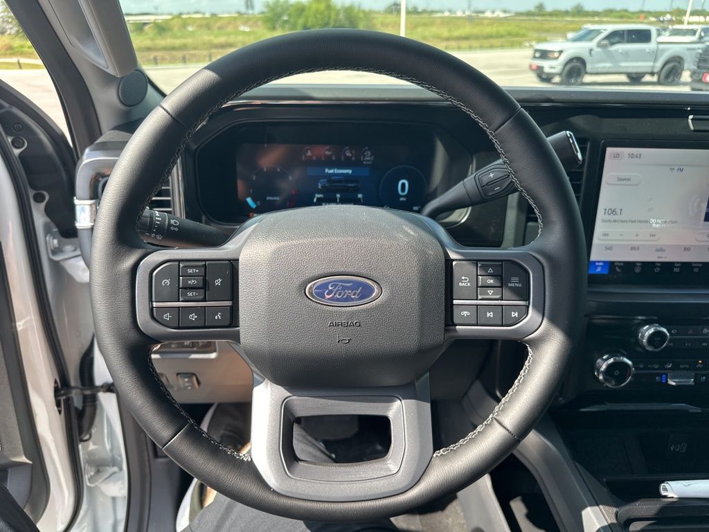 2026 Ford F-250 photo 19