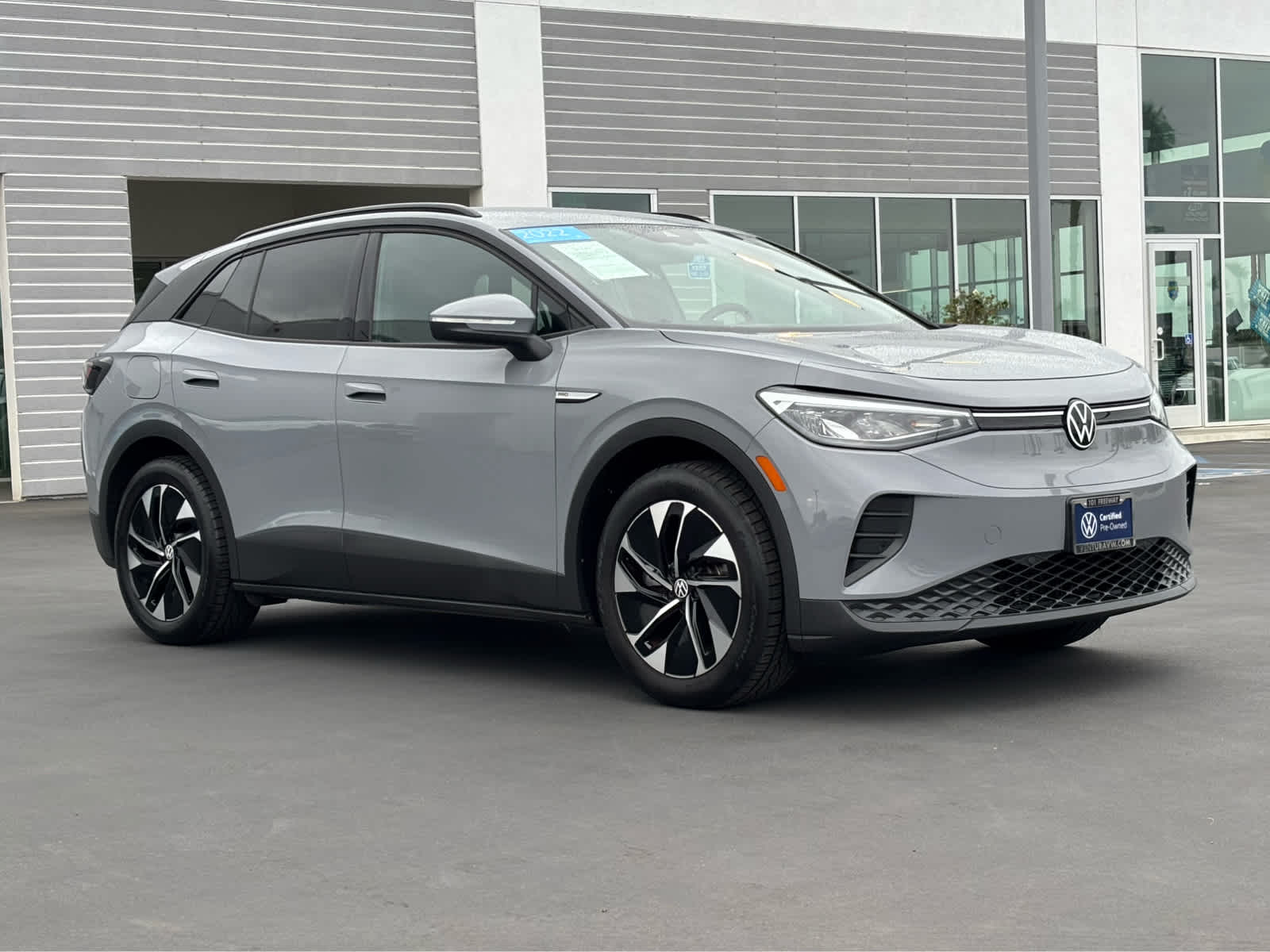 2022 Volkswagen ID.4 Pro photo 25