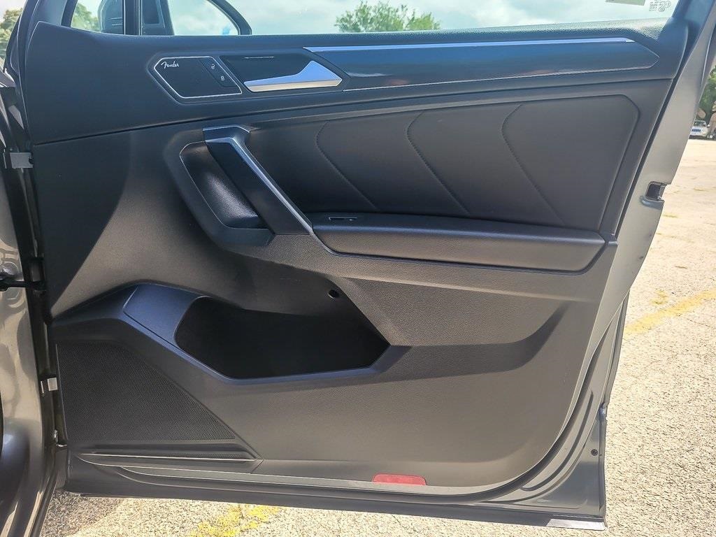2021 Volkswagen Tiguan SEL Premium R-Line photo 15
