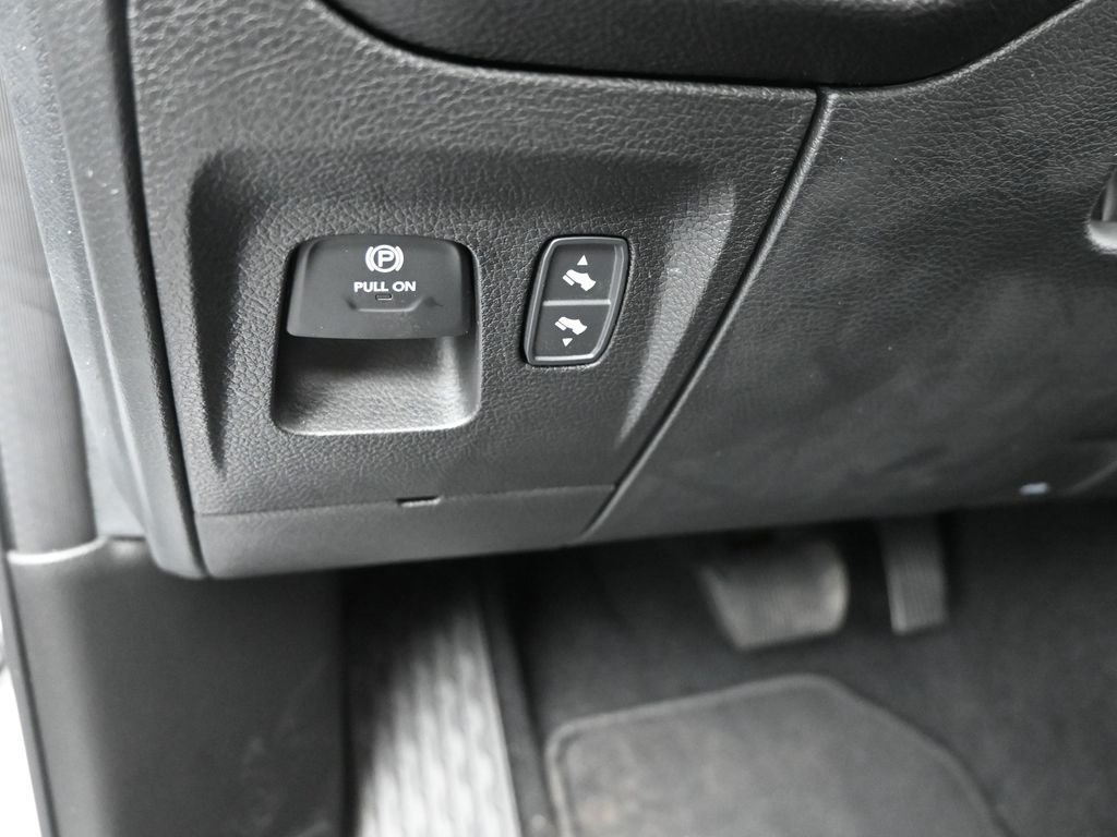 2026 Ram 1500 Laramie photo 15