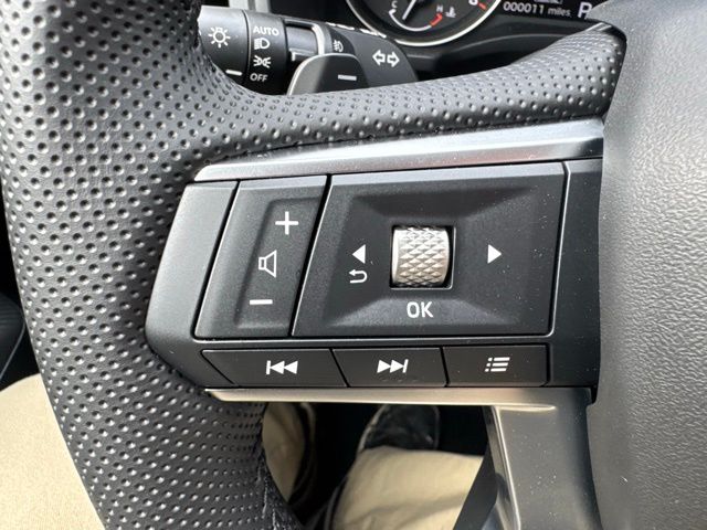 2025 Mitsubishi Outlander SE photo 25