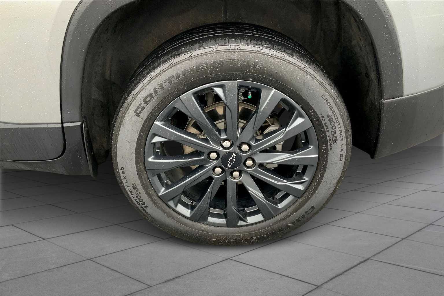 2023 Chevrolet Traverse RS photo 9