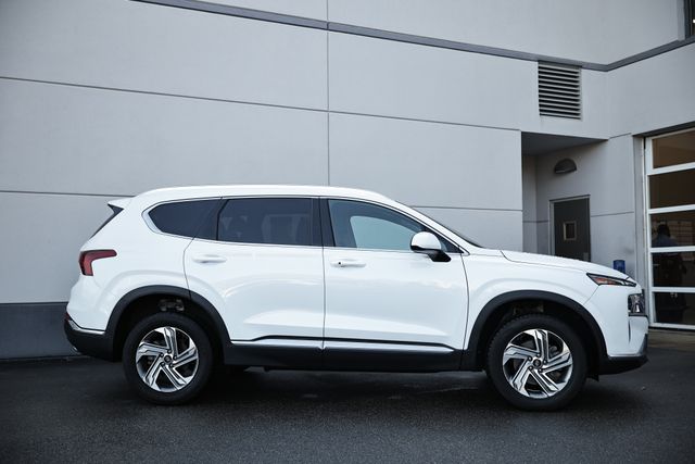 2022 Hyundai Santa Fe SEL photo 4