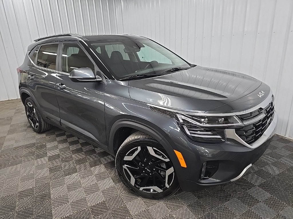 2024 Kia Seltos SX photo 6