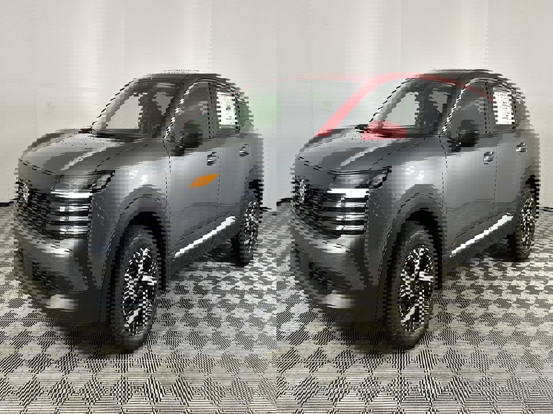 2025 Nissan Kicks SV photo 3