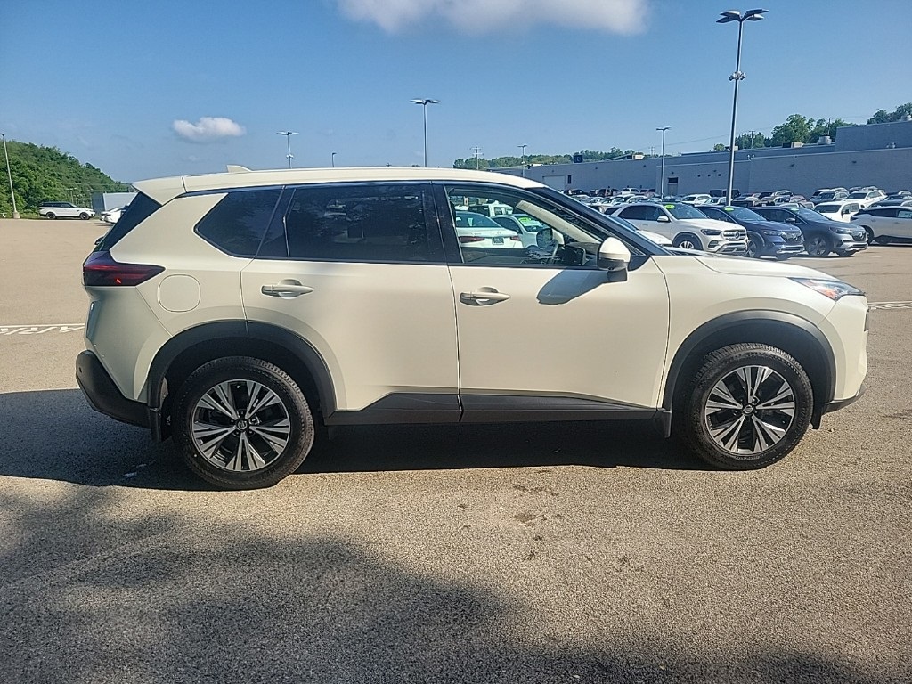 Certified PreOwned 2021 Nissan Rogue SV 4D Sport Utility in Washington