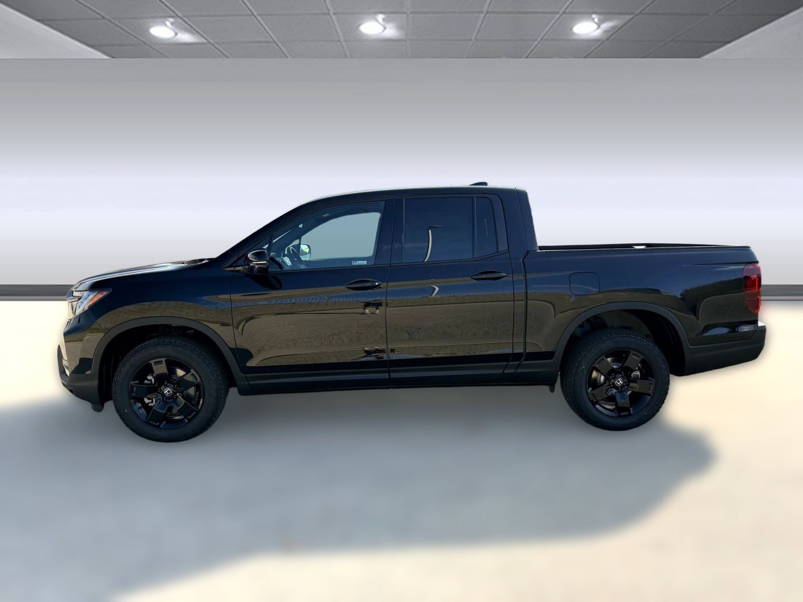 2026 Honda Ridgeline Black Edition photo 2