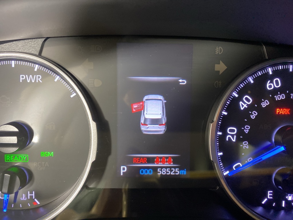2020 Toyota RAV4 Hybrid LE photo 15