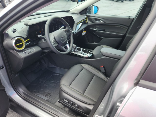 2025 Chevrolet Trax ACTIV photo 4