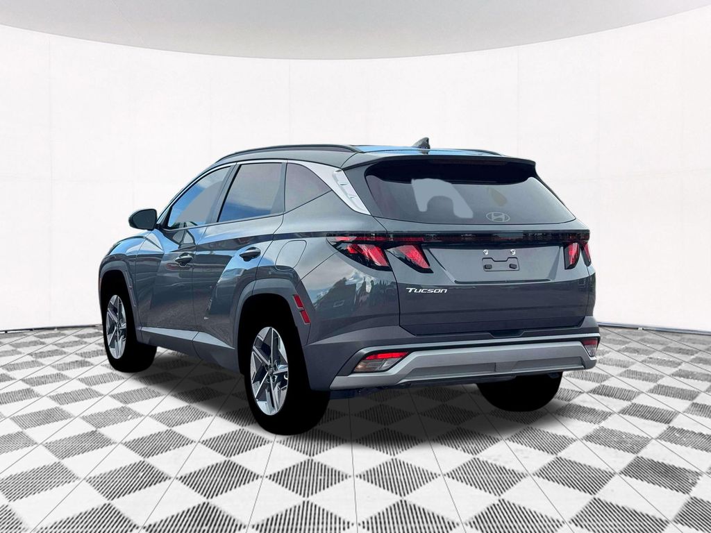 2026 Hyundai Tucson SEL photo 2