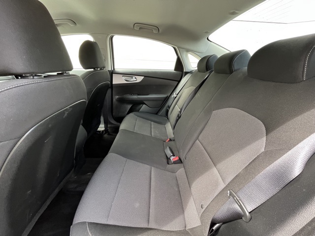 2022 Kia Forte LXS photo 3