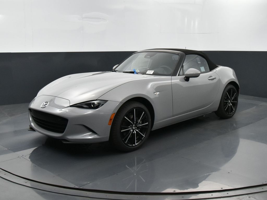 2025 Mazda MX-5 Miata Miata Grand Touring photo 4