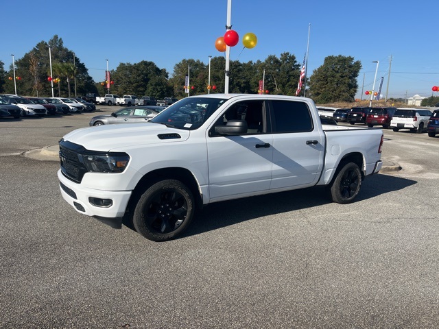 2024 Ram 1500 Tradesman photo 3