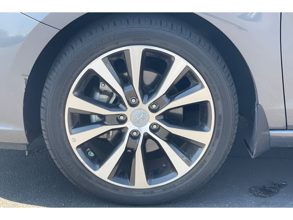 2018 Hyundai Elantra GT Base photo 11