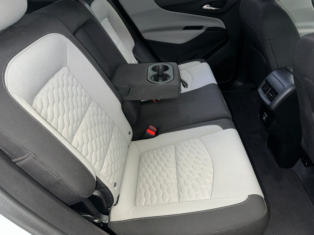 2020 Chevrolet Equinox LS photo 22