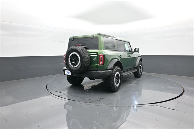 2025 Ford Bronco Outer Banks photo 6