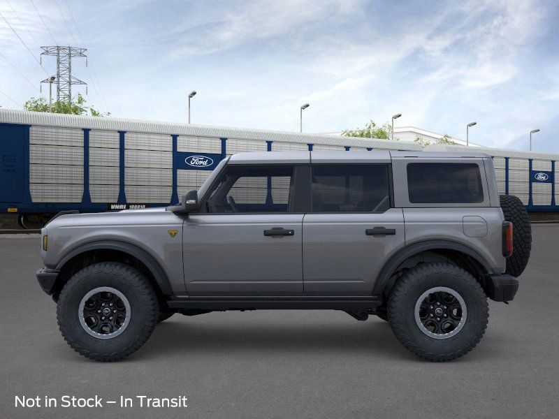 2025 Ford Bronco Badlands photo 3