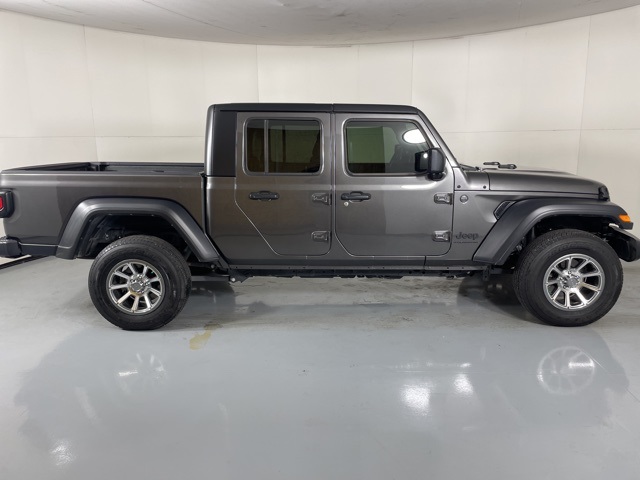 2024 Jeep Gladiator Sport photo 9