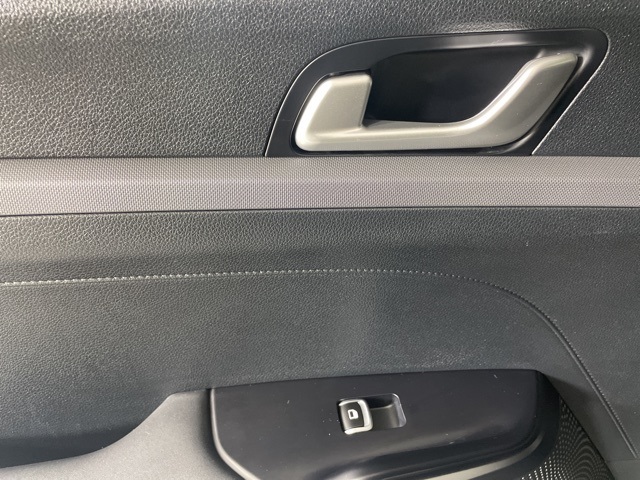 2026 Kia K5 LXS photo 30