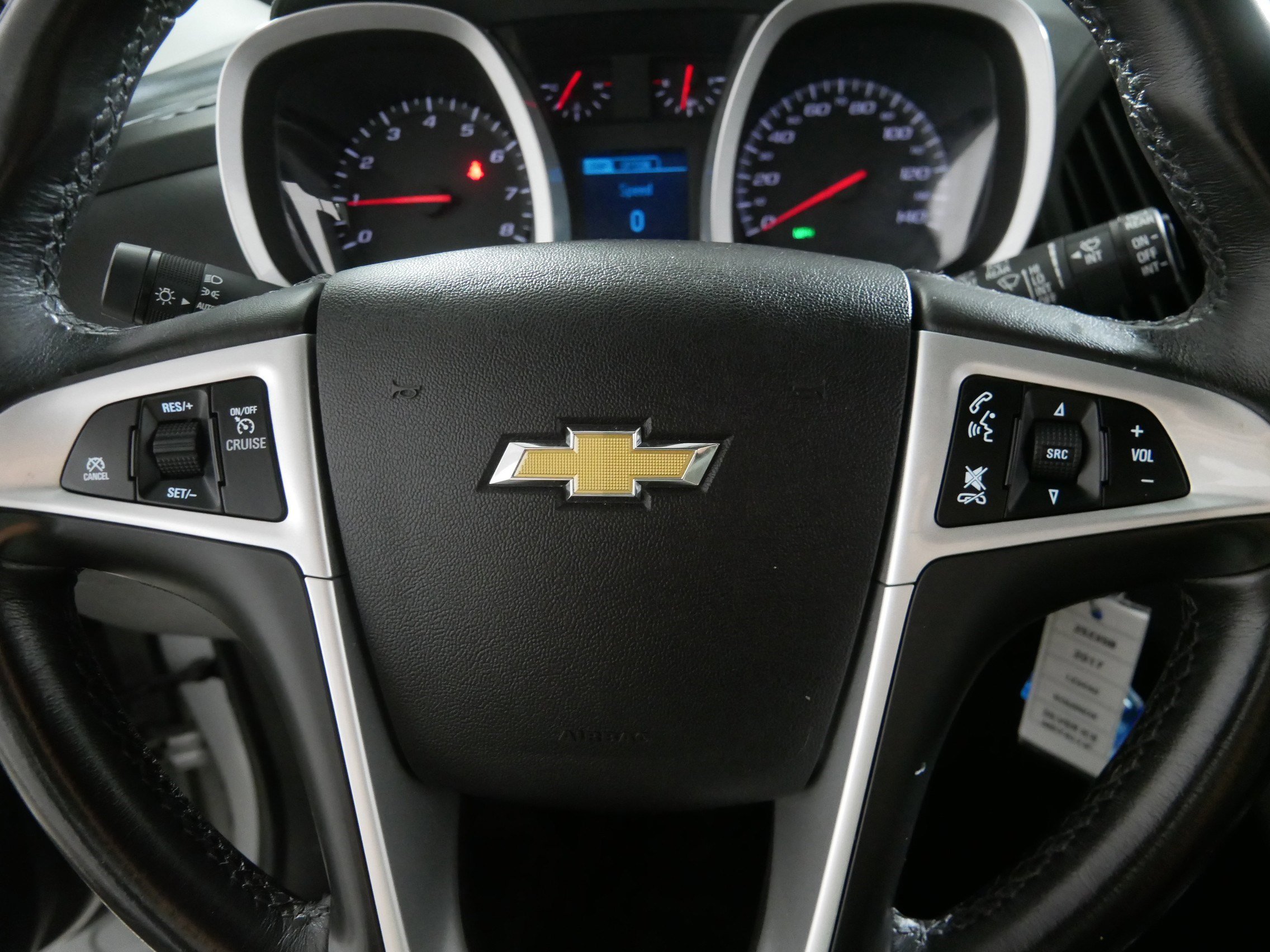 2017 Chevrolet Equinox LT photo 24