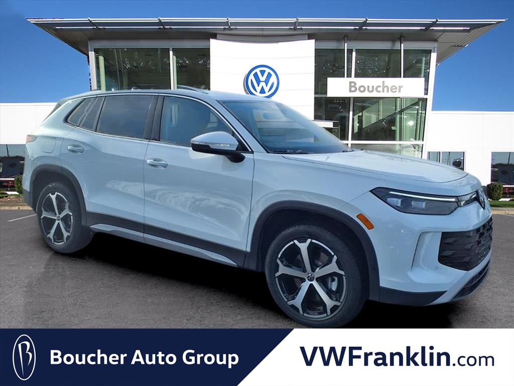 2026 Volkswagen Tiguan SE's photo