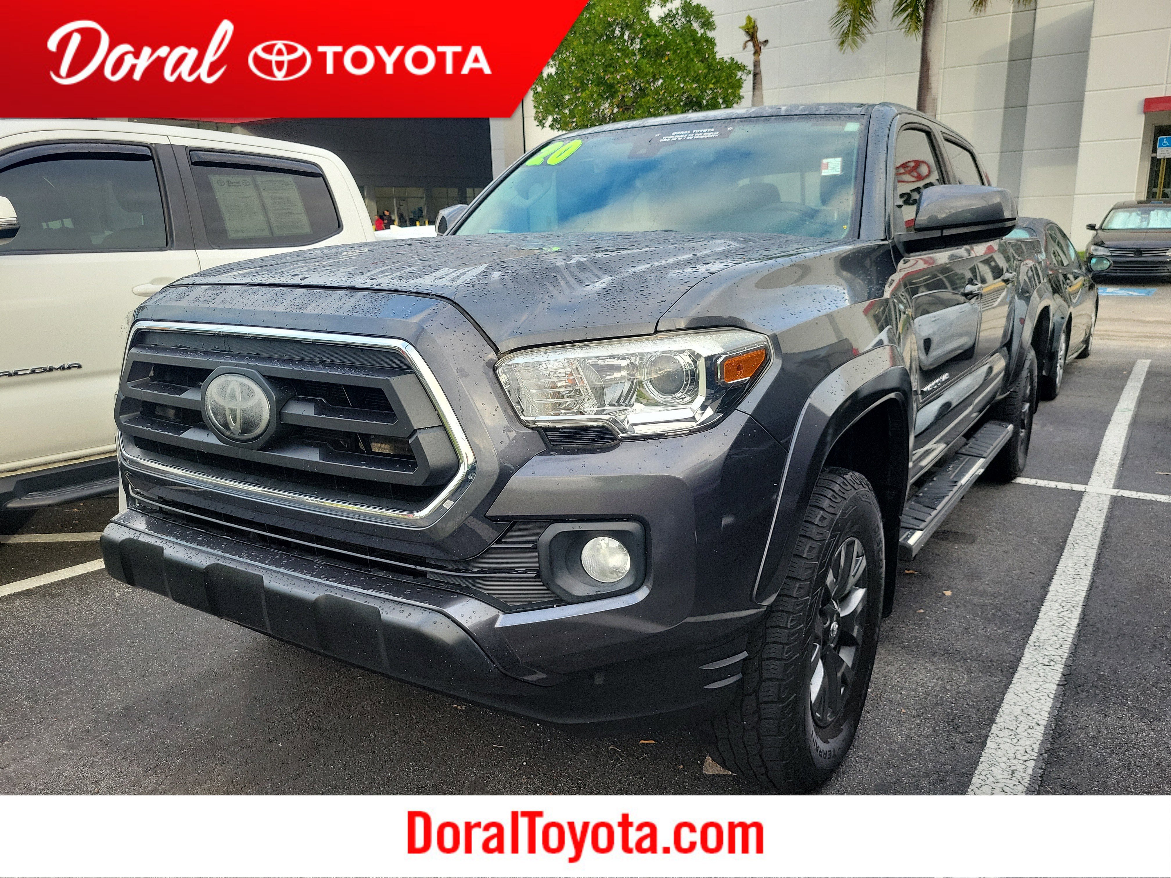 2020 Toyota Tacoma SR5's photo