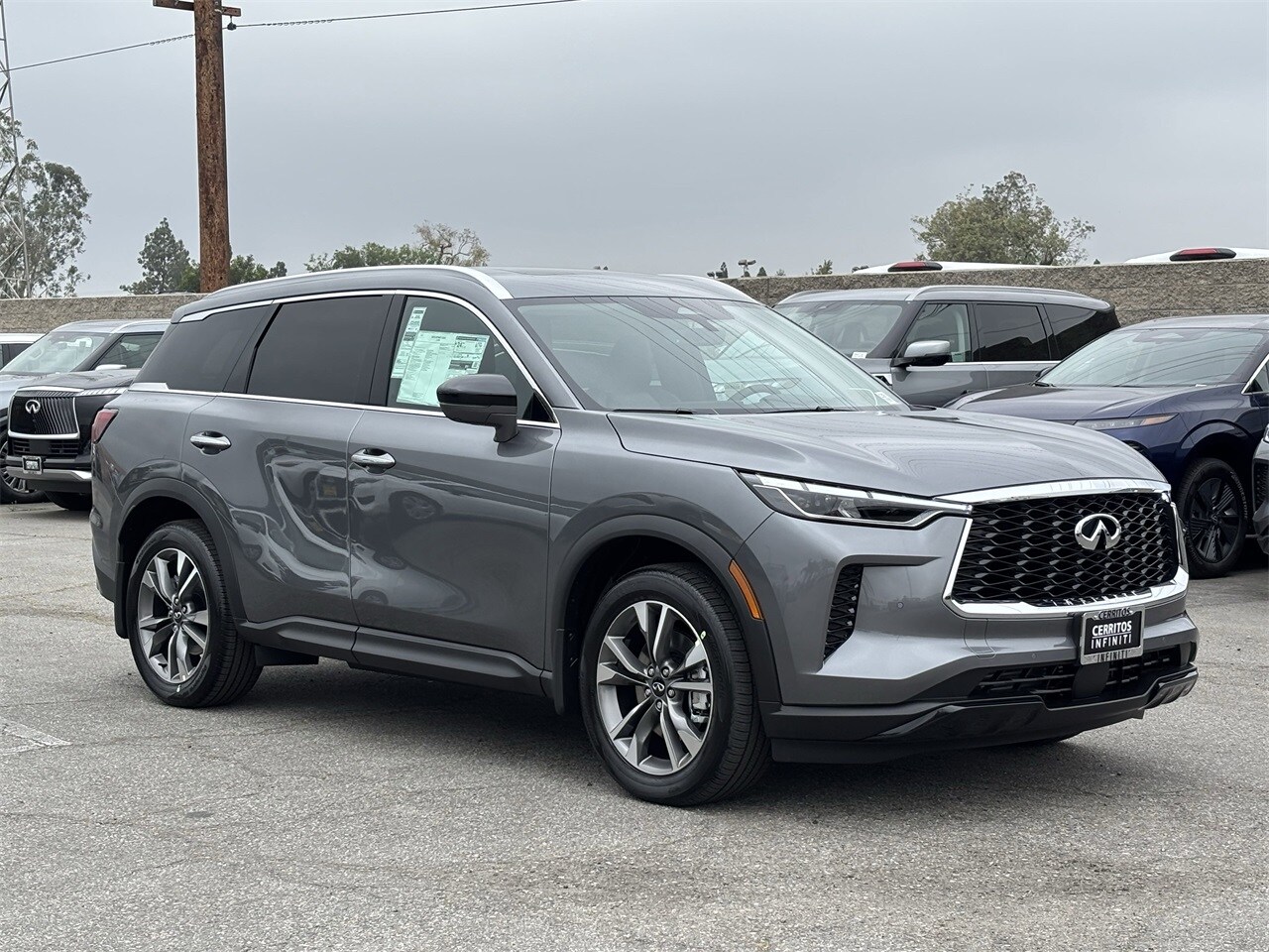 2025 Infiniti QX60 Luxe photo 5