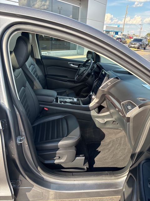 2024 Ford Edge SEL photo 29