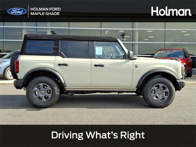 2025 Ford Bronco 4-Door Big Bend's photo