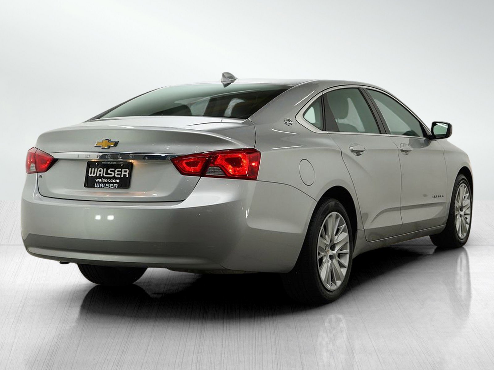 2017 Chevrolet Impala LS photo 4