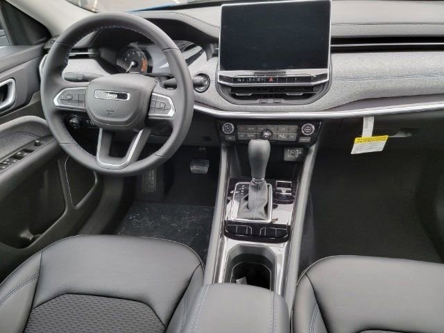 2022 Jeep Compass North Edition Latitude photo 10