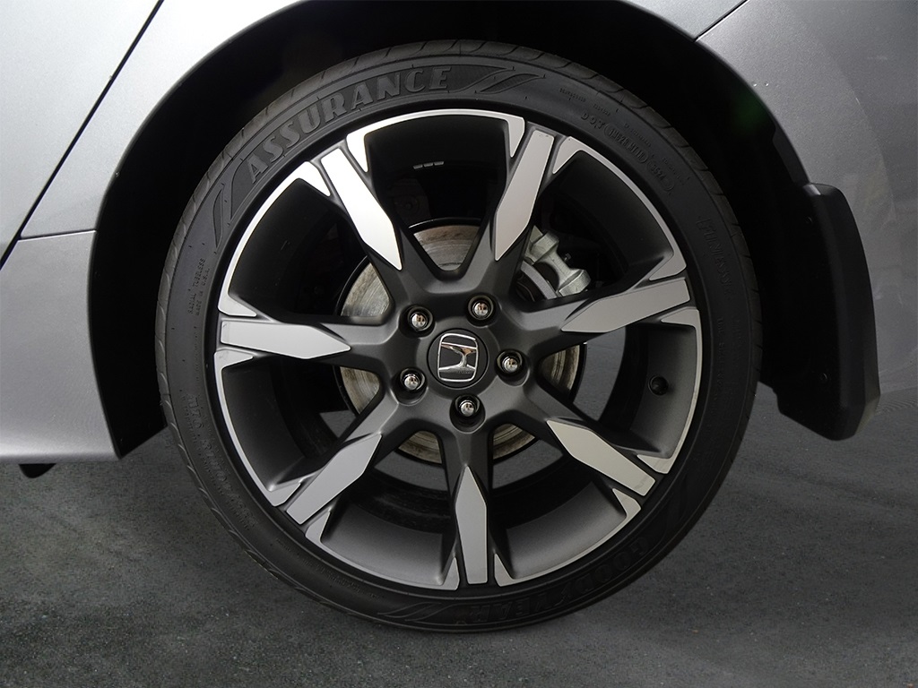 2026 Honda Civic Sport Touring photo 9