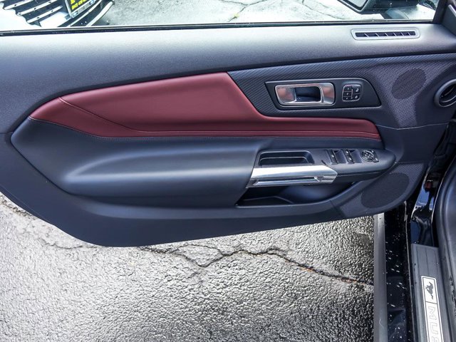 2025 FORD MUSTANG - Image 50