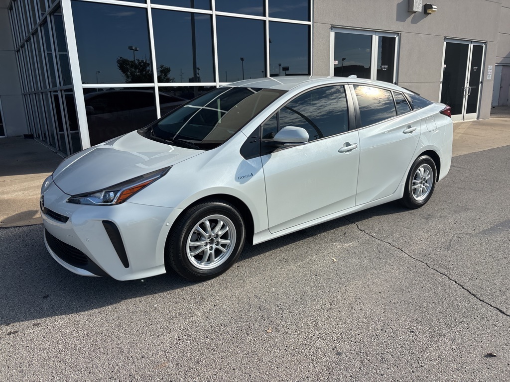 2021 Toyota Prius XLE photo 4