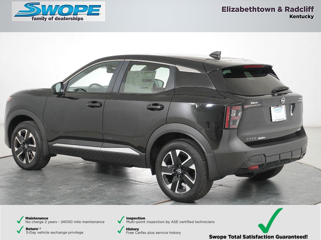 2025 Nissan Kicks SV photo 4
