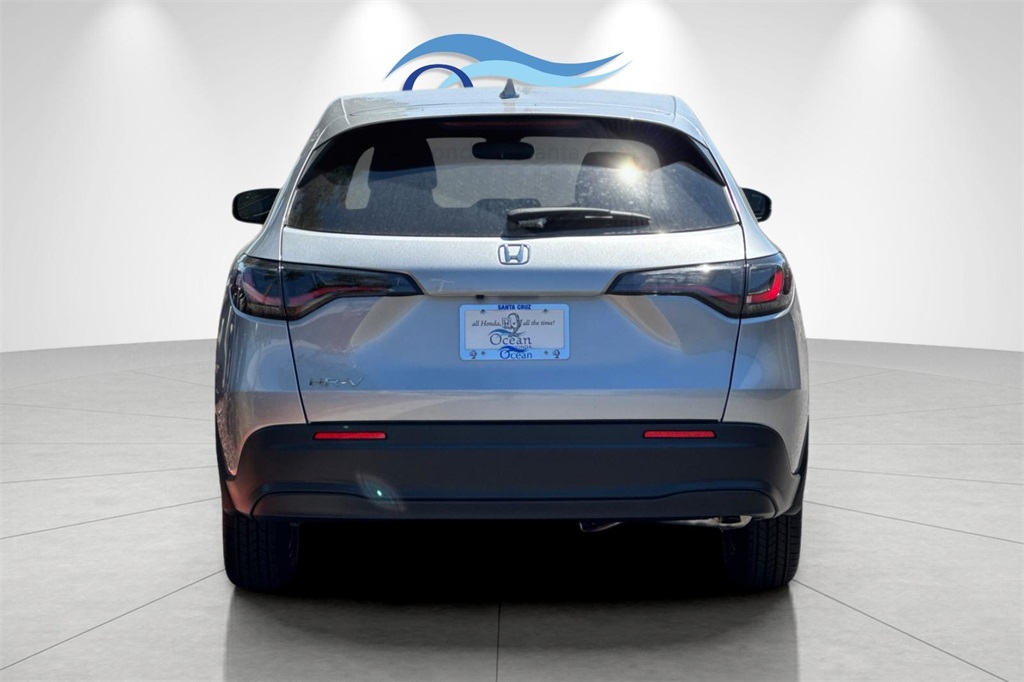 2026 Honda HR-V LX photo 3