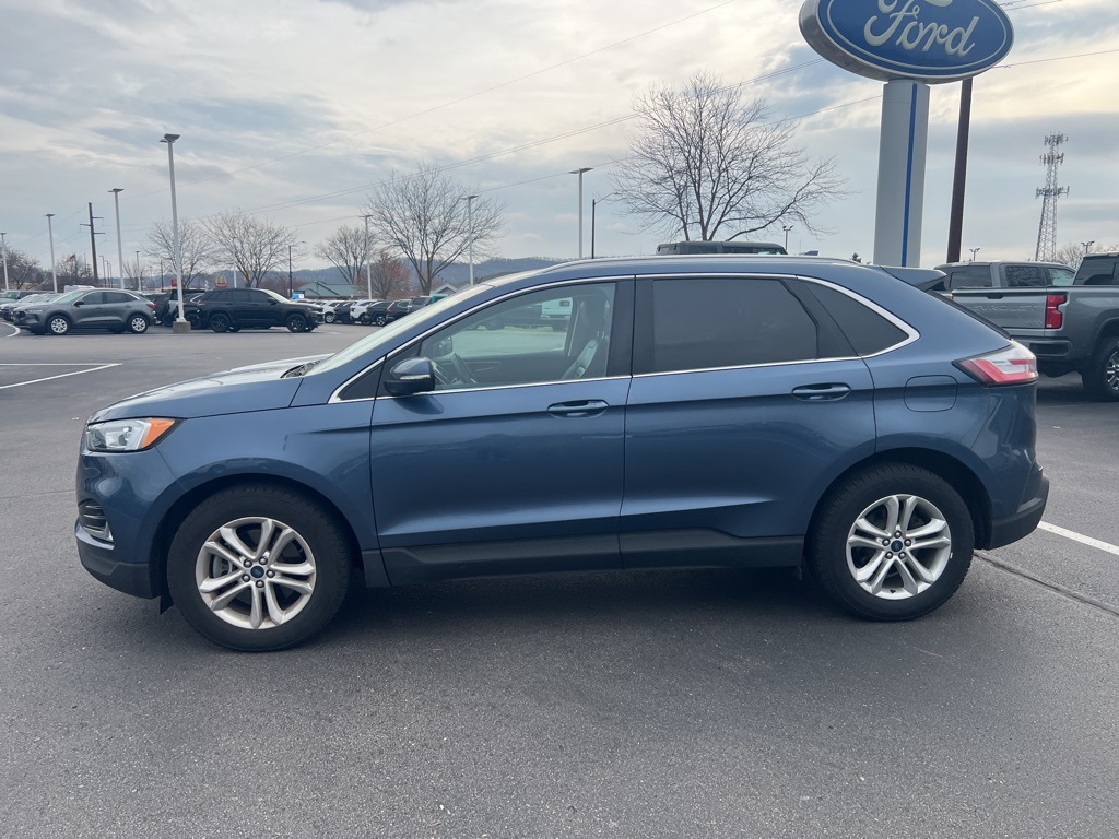 2019 Ford Edge SEL photo 3