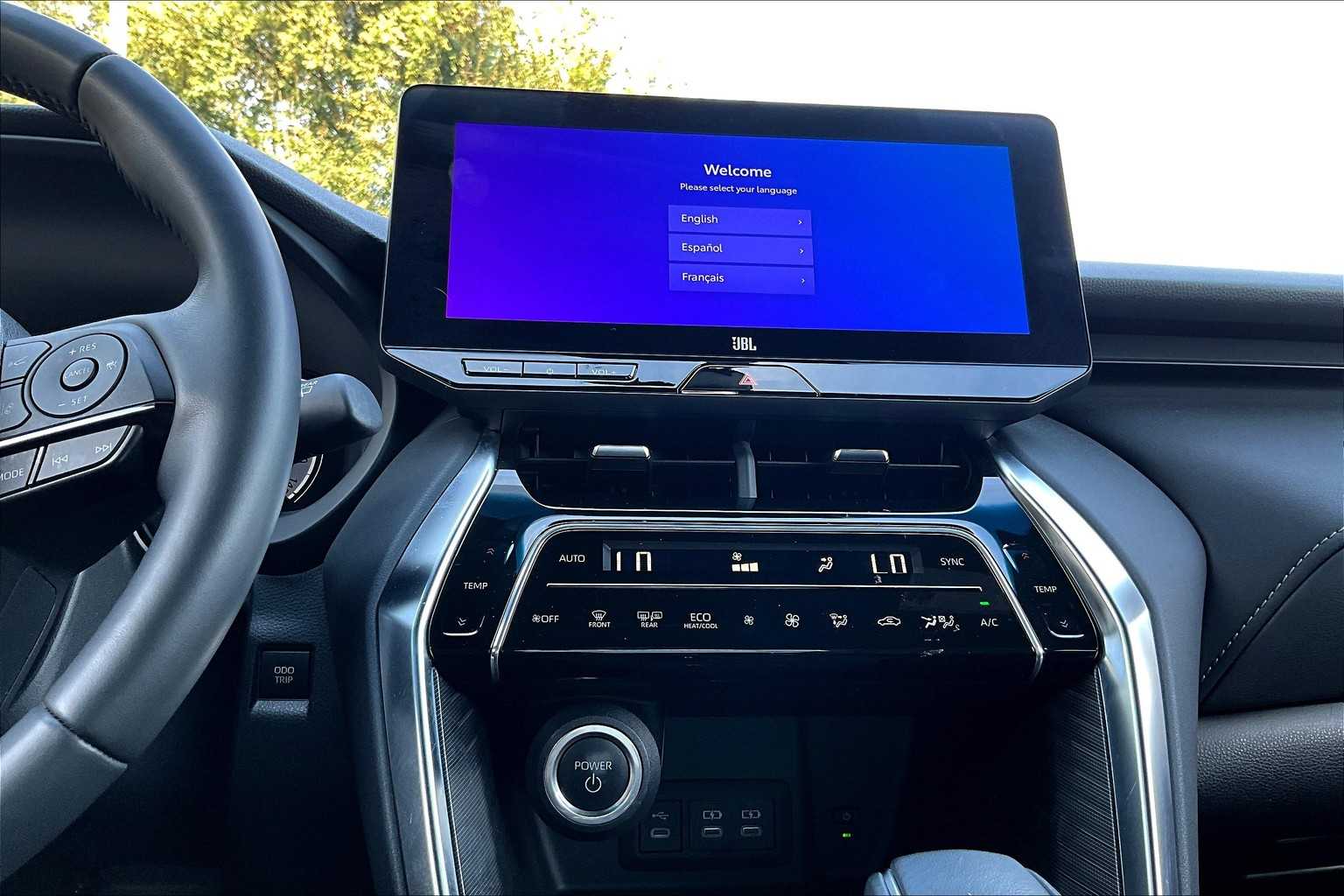 2023 Toyota Venza Limited photo 24