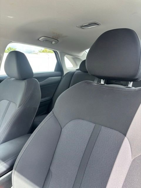 2022 Kia K5 LXS photo 9