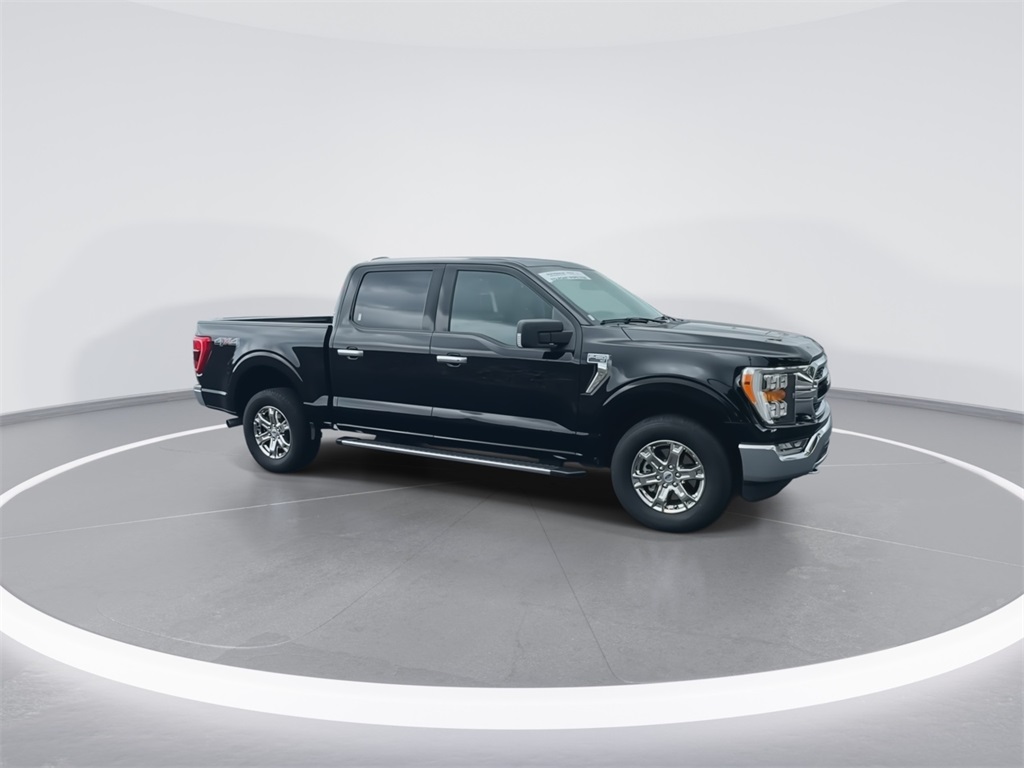 2021 Ford F-150 XLT photo 2
