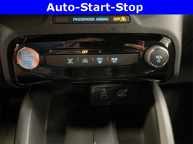 2025 Ford Escape ST-Line photo 21