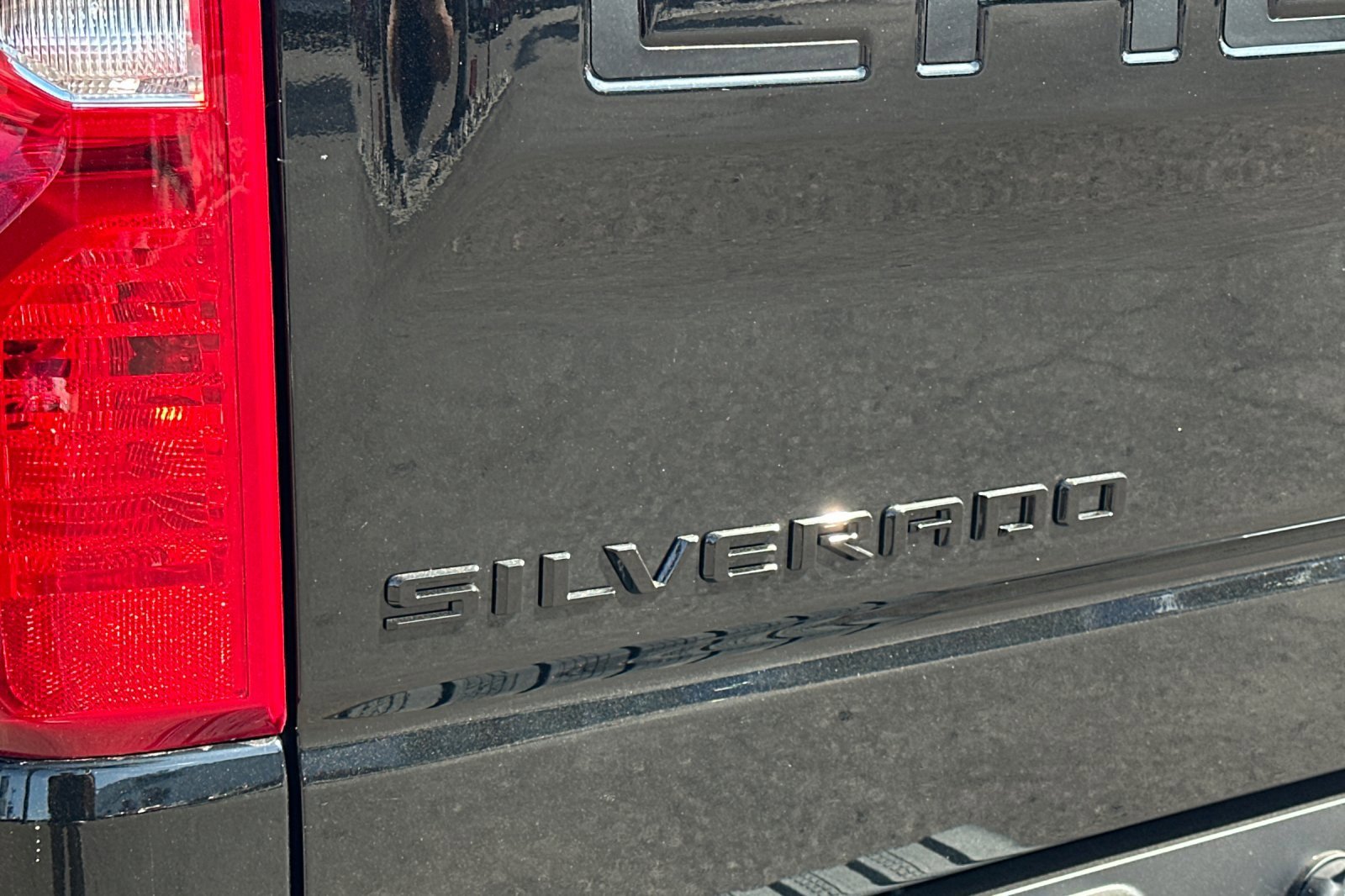 2025 Chevrolet Silverado 1500 Custom photo 23