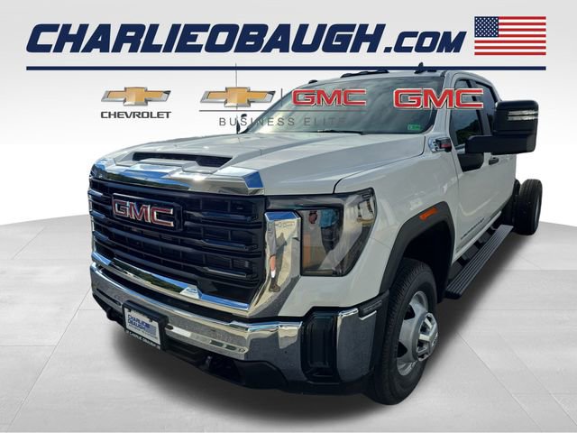 2026 GMC Sierra 3500 Chassis Cab Pro's photo