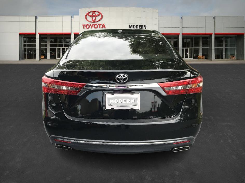2017 Toyota Avalon XLE Premium photo 4