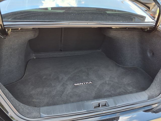 2022 Nissan Sentra SV photo 23
