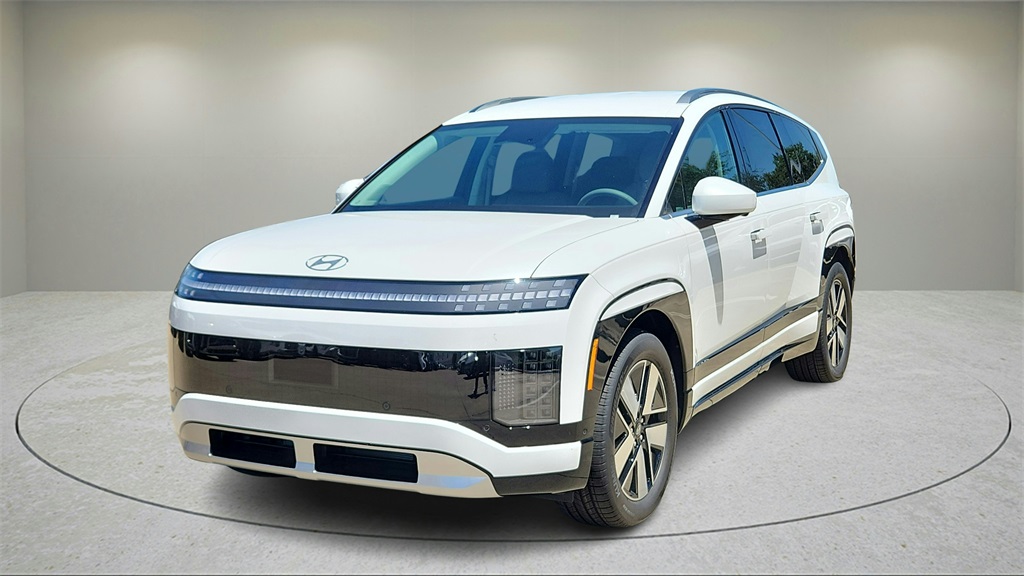 2026 Hyundai Ioniq SEL photo 22