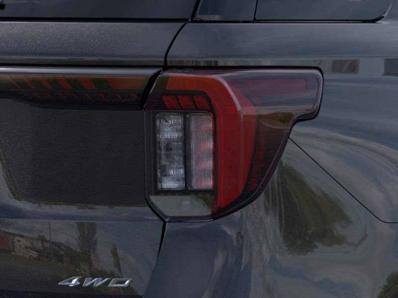 2025 Ford Explorer ST-Line photo 5