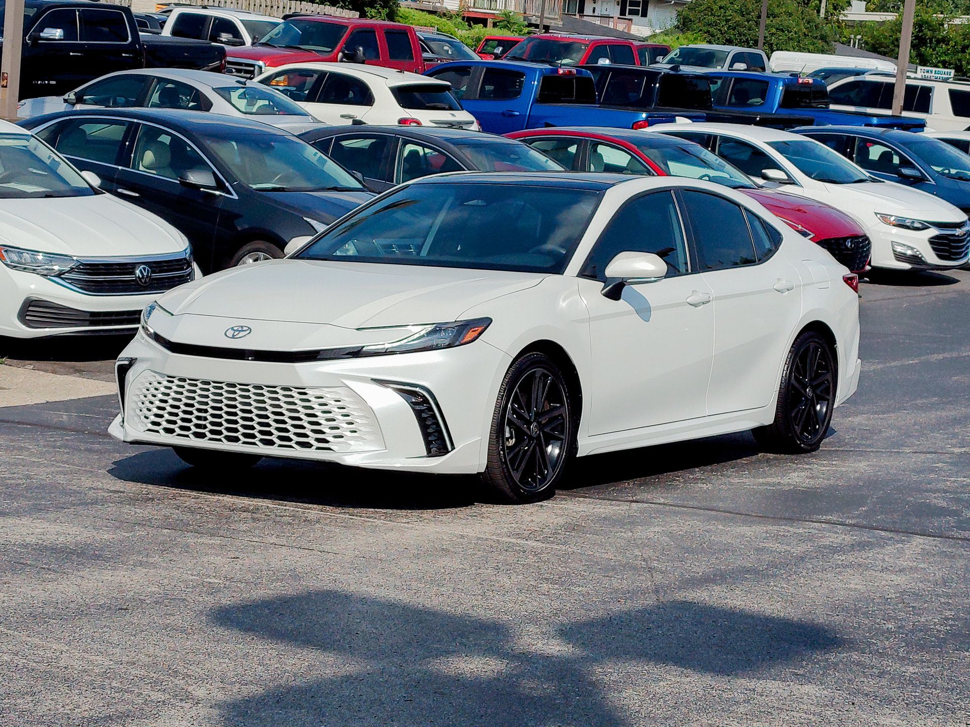 2025 Toyota Camry XSE photo 14