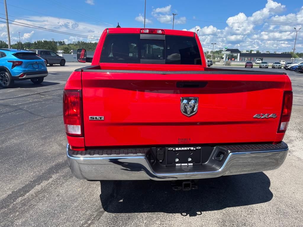 2023 Ram 1500 Classic SLT photo 4